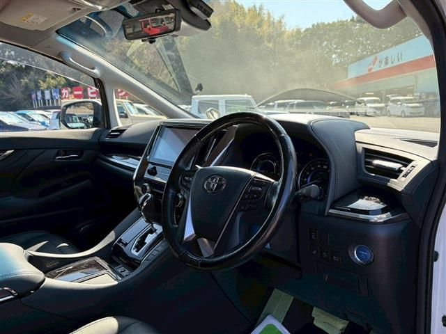 TOYOTA ALPHARD HYBRID 4WD 2022 Image 31