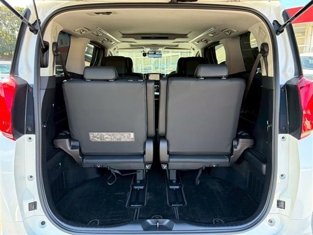 TOYOTA ALPHARD HYBRID 4WD 2022 Image 31