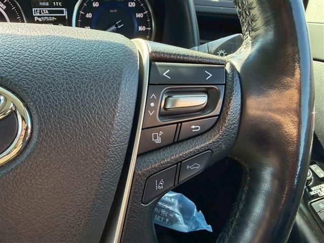 TOYOTA ALPHARD HYBRID 4WD 2022 Image 31