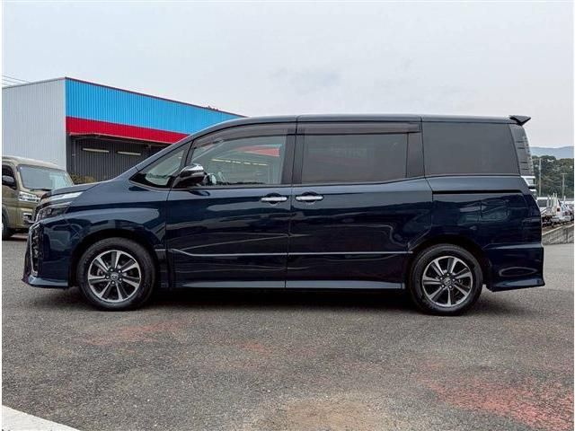 TOYOTA VOXY 2020 Image 31