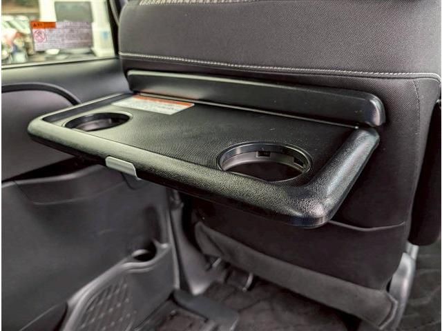 TOYOTA VOXY 2020 Image 31