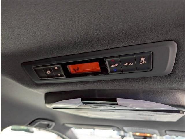 TOYOTA VOXY 2020 Image 31