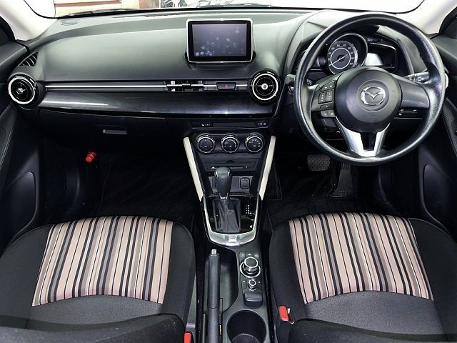 MAZDA DEMIO 2016 Image 31