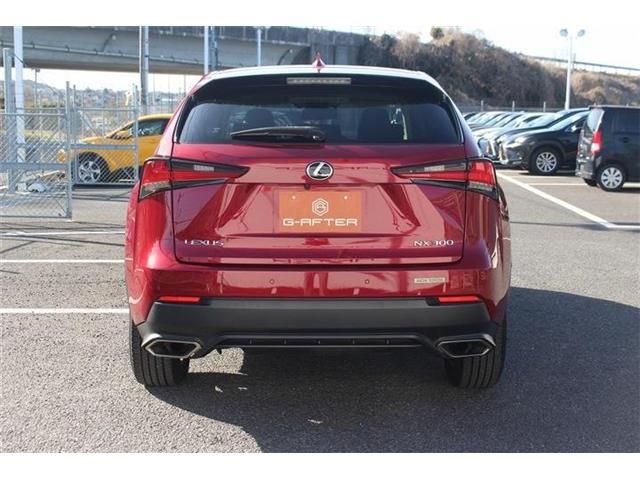 TOYOTA LEXUS NX300 2017 Image 31