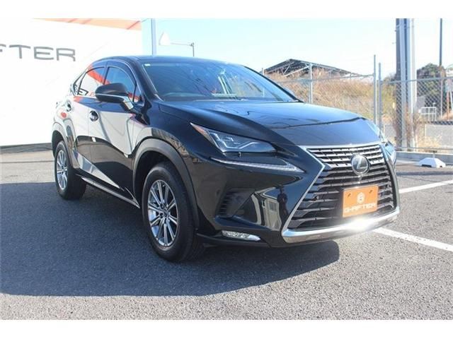 TOYOTA LEXUS NX300 2017 Image 31