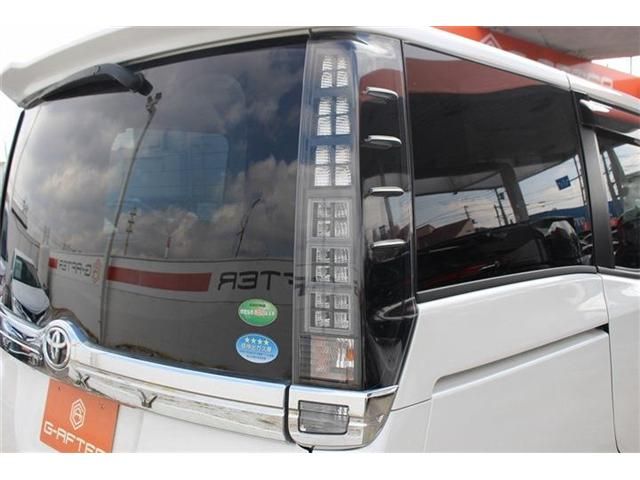 TOYOTA VOXY 2015 Image 31