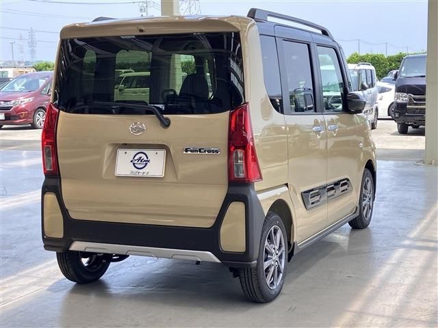 DAIHATSU TANTO FAN CROSS 2025 Image 31