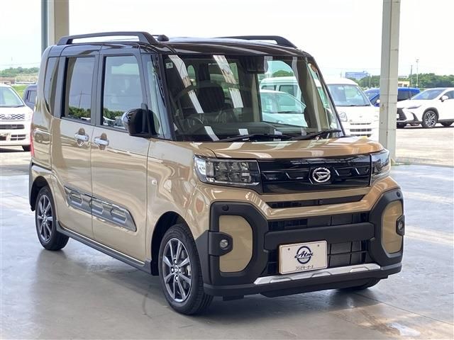 DAIHATSU TANTO FAN CROSS 2025 Image 31