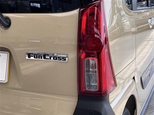 DAIHATSU TANTO FAN CROSS 2025 Image 31