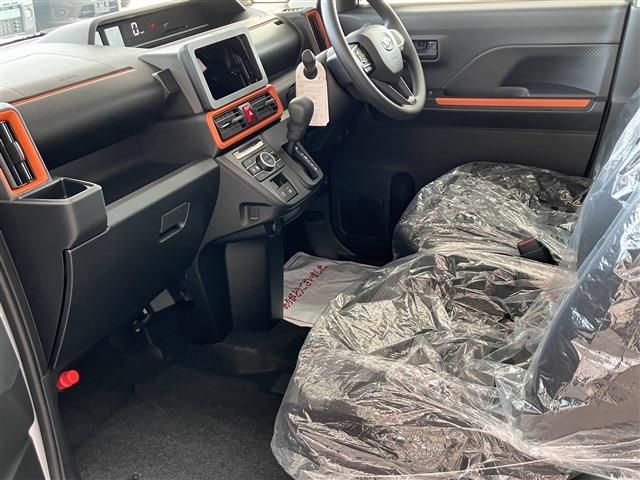 DAIHATSU TANTO FAN CROSS 2025 Image 31