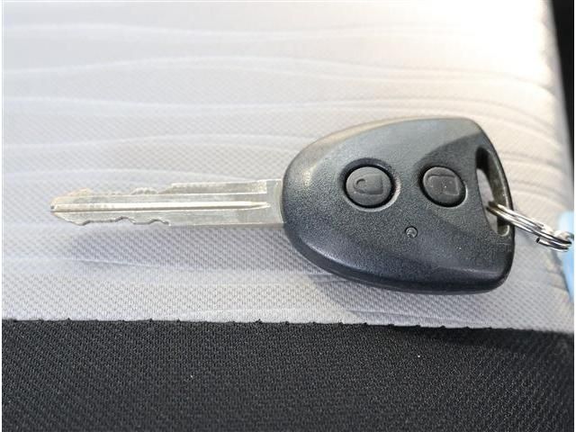 DAIHATSU MIRA E:S 2020 Image 31