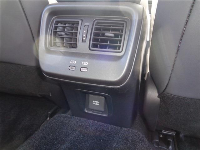 TOYOTA CROWN CROSSOVER 2023 Image 31