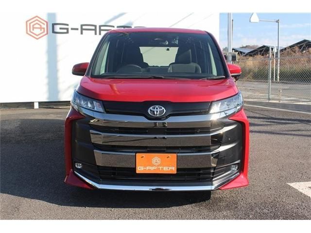 TOYOTA NOAH 2022 Image 31