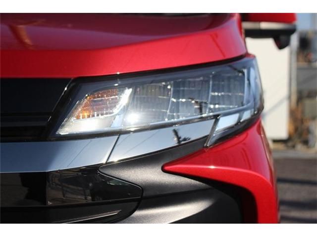 TOYOTA NOAH 2022 Image 31