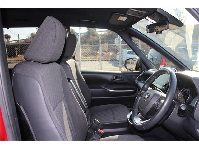 TOYOTA NOAH 2022 Image 31