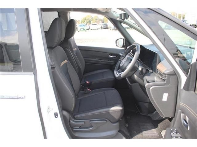 NISSAN SERENA  WG 2025 Image 31