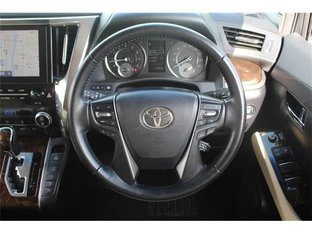 TOYOTA ALPHARD 4WD 2023 Image 31