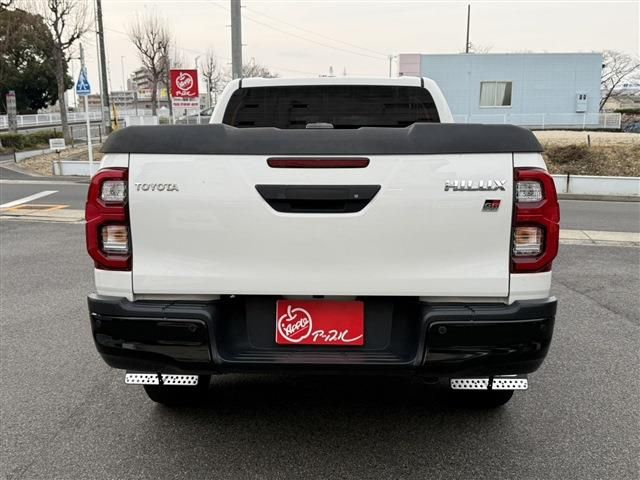 TOYOTA HILUX 4WD 2022 Image 31