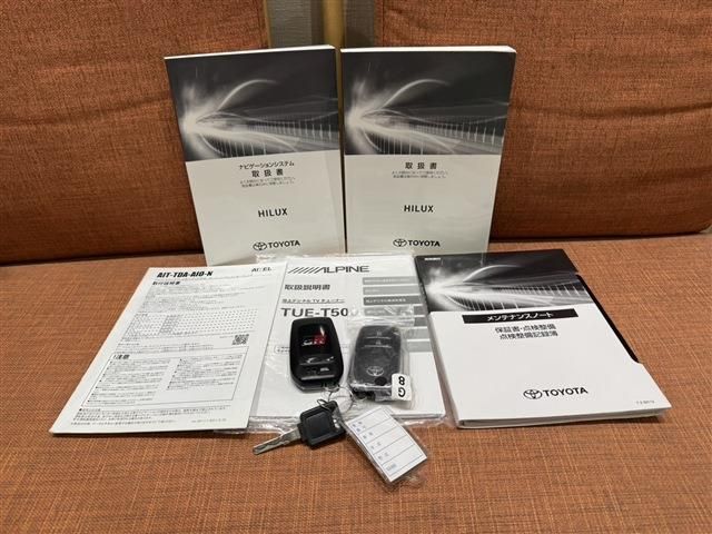 TOYOTA HILUX 4WD 2022 Image 31