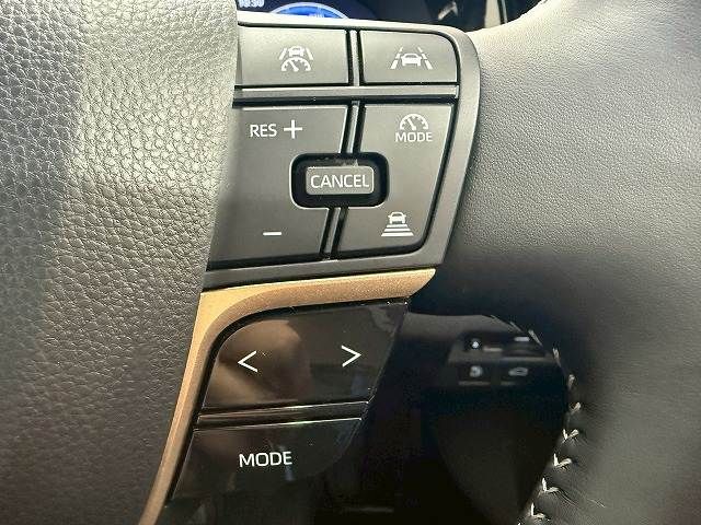 TOYOTA CROWN CROSSOVER 2024 Image 31