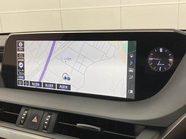 TOYOTA LEXUS ES300H 2019 Image 31