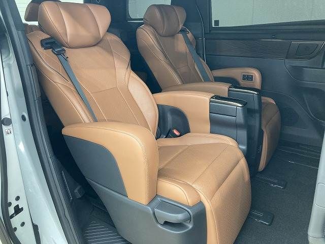 TOYOTA VELLFIRE  HYBRID 2023 Image 31