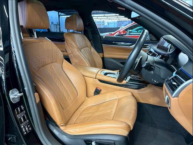 BMW 7SERIES 2021 Image 31