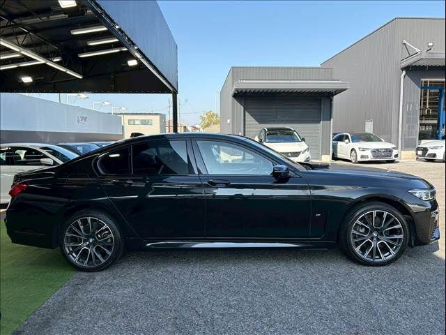 BMW 7SERIES 2021 Image 31
