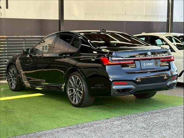 BMW 7SERIES 2021 Image 31