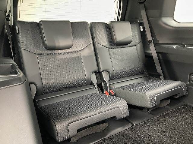 TOYOTA LANDCRUISER 250 2024 Image 31