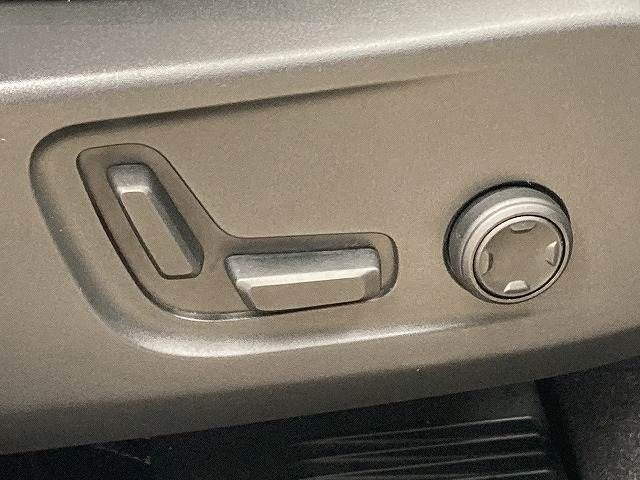 VOLVO XC40 2019 Image 31