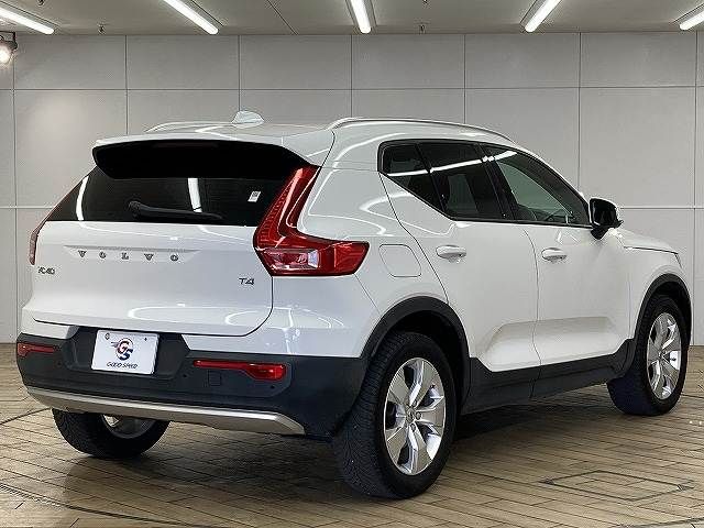 VOLVO XC40 2019 Image 31