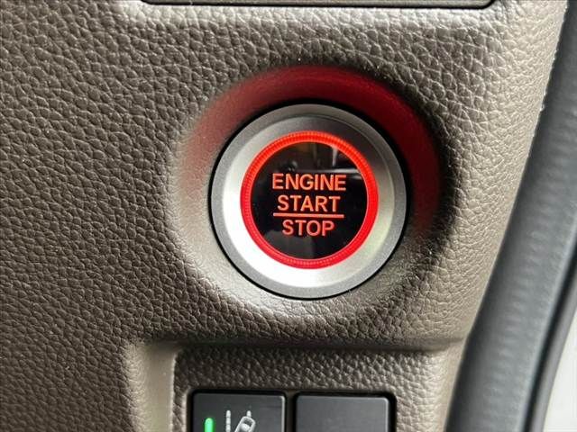 HONDA N BOX 2022 Image 31