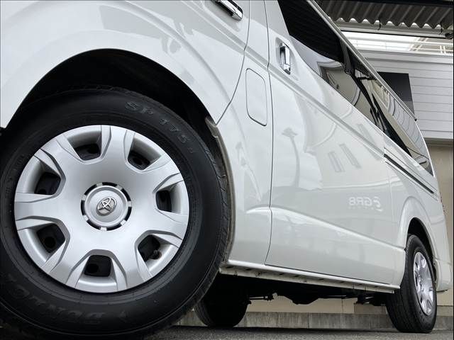 TOYOTA HIACE VAN 2WD 2021 Image 31