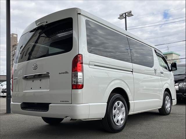 TOYOTA HIACE VAN 2WD 2021 Image 31