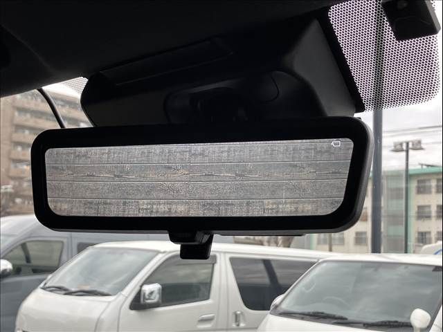 TOYOTA HIACE VAN 2WD 2021 Image 31