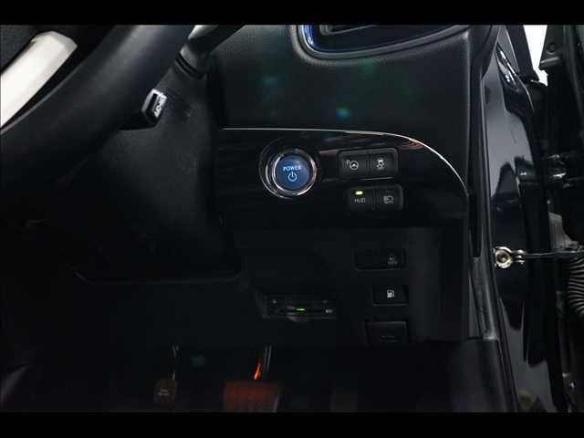 TOYOTA PRIUS 2016 Image 31