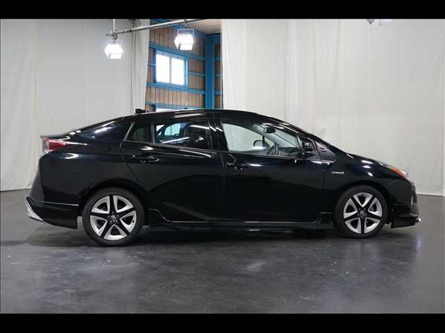 TOYOTA PRIUS 2016 Image 31