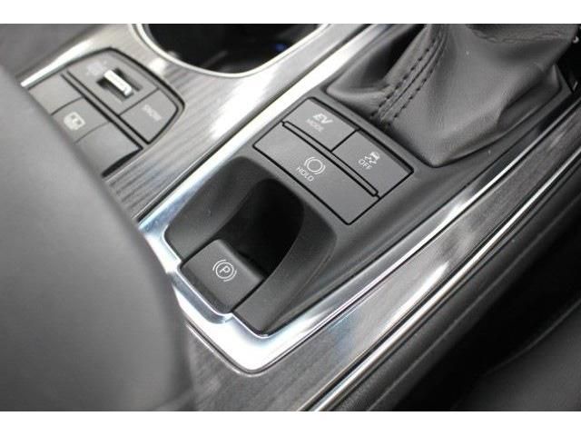 TOYOTA CROWN SEDAN HYBRID 2021 Image 31