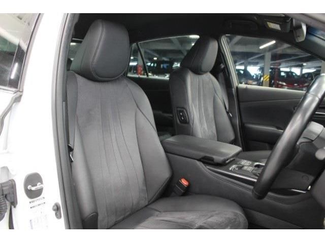 TOYOTA CROWN SEDAN HYBRID 2021 Image 31