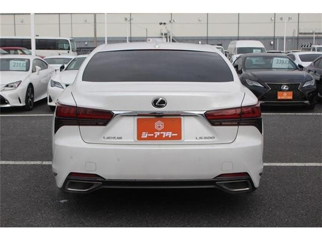 TOYOTA LEXUS LS500 2021 Image 31