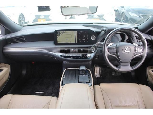 TOYOTA LEXUS LS500 2021 Image 31