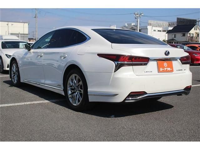 TOYOTA LEXUS LS500H 4WD 2019 Image 31