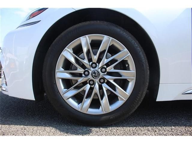 TOYOTA LEXUS LS500H 4WD 2019 Image 31