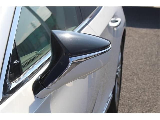 TOYOTA LEXUS LS500H 4WD 2019 Image 31