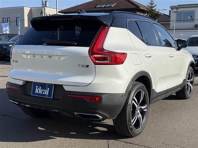 VOLVO XC40 2019 Image 31