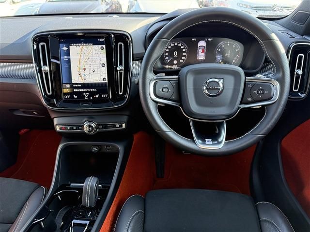 VOLVO XC40 2019 Image 31