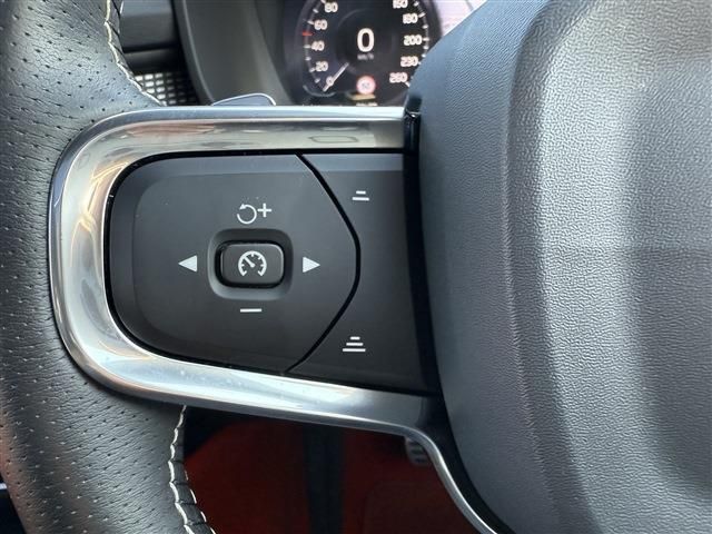 VOLVO XC40 2019 Image 31