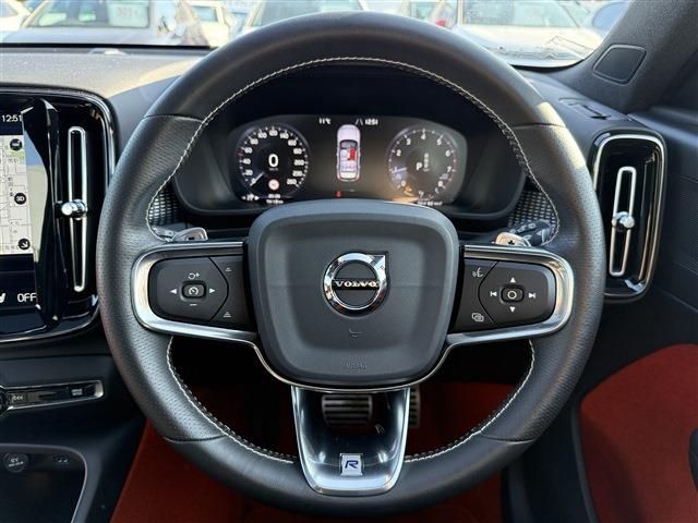 VOLVO XC40 2019 Image 31