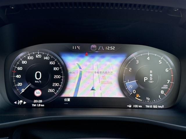 VOLVO XC40 2019 Image 31